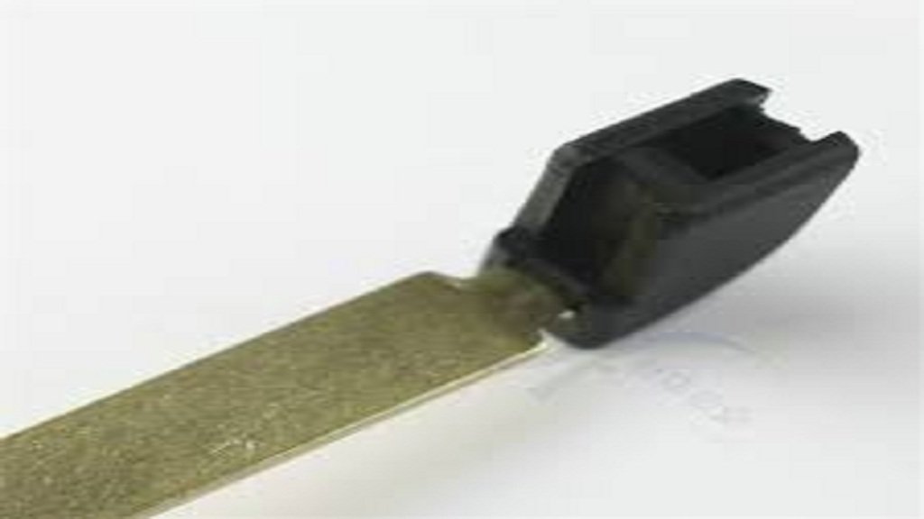 The Blade of the Mechanical Key